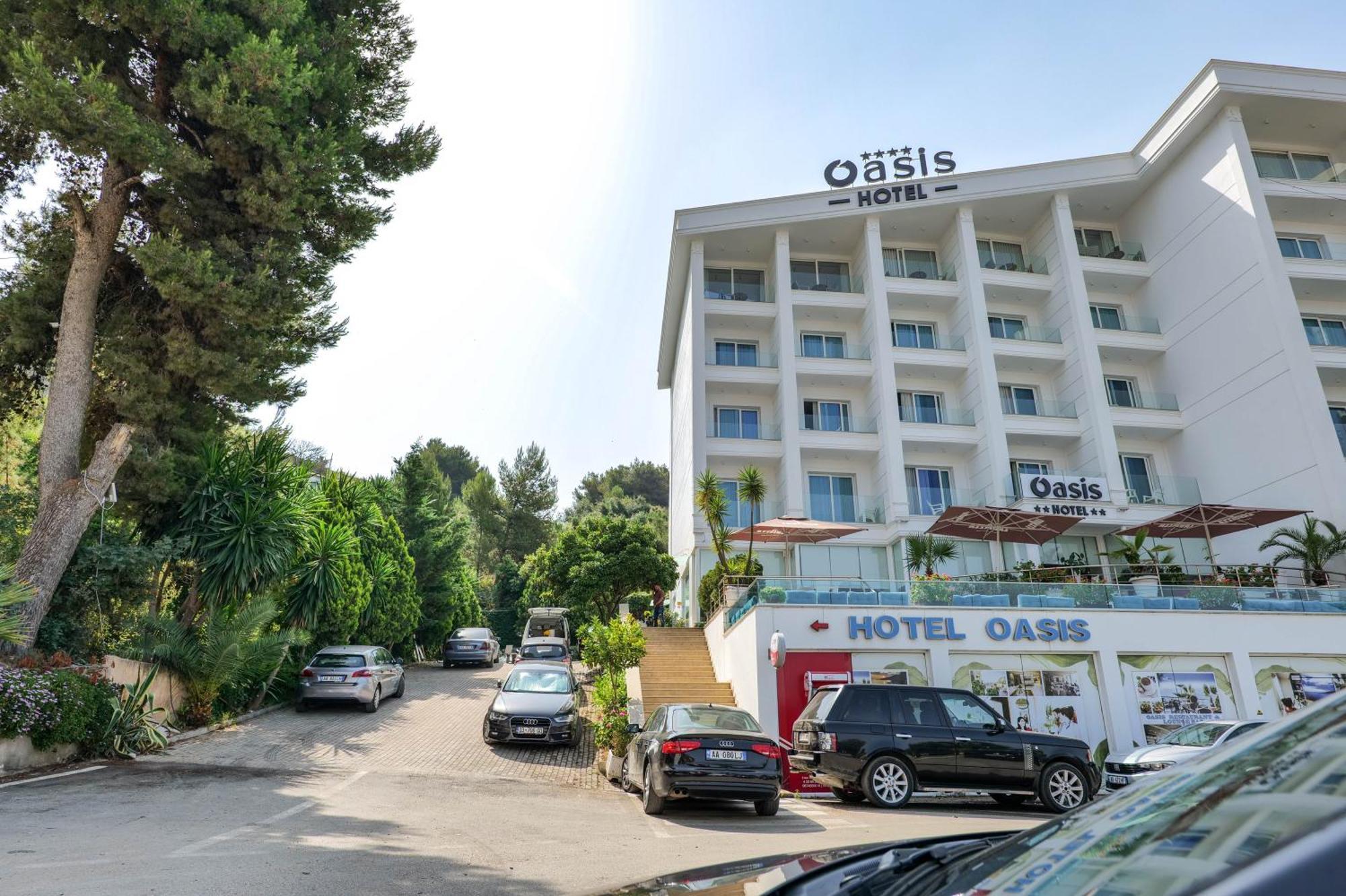 Hotel Oasis Sarandë Exterior foto