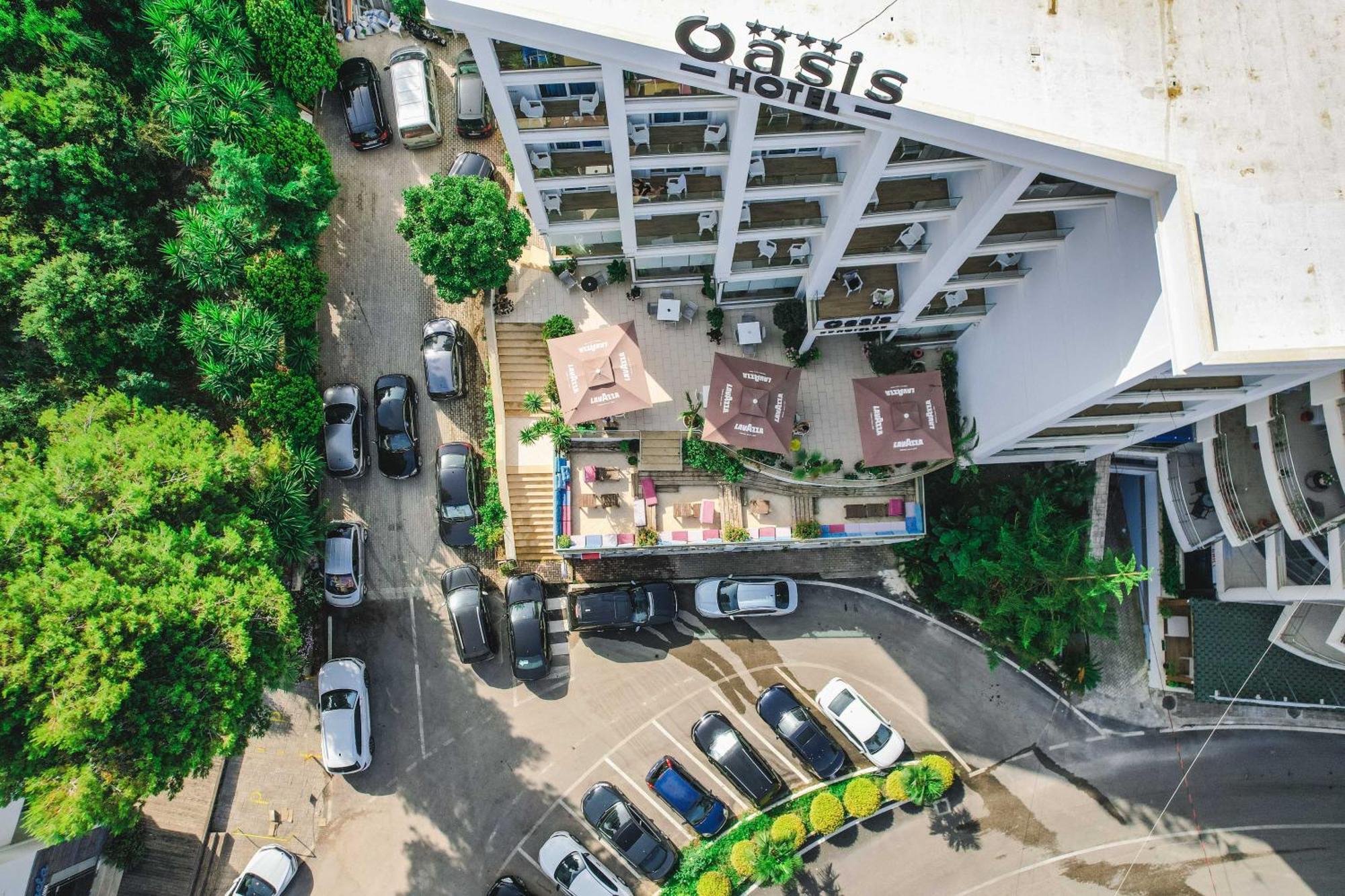 Hotel Oasis Sarandë Exterior foto