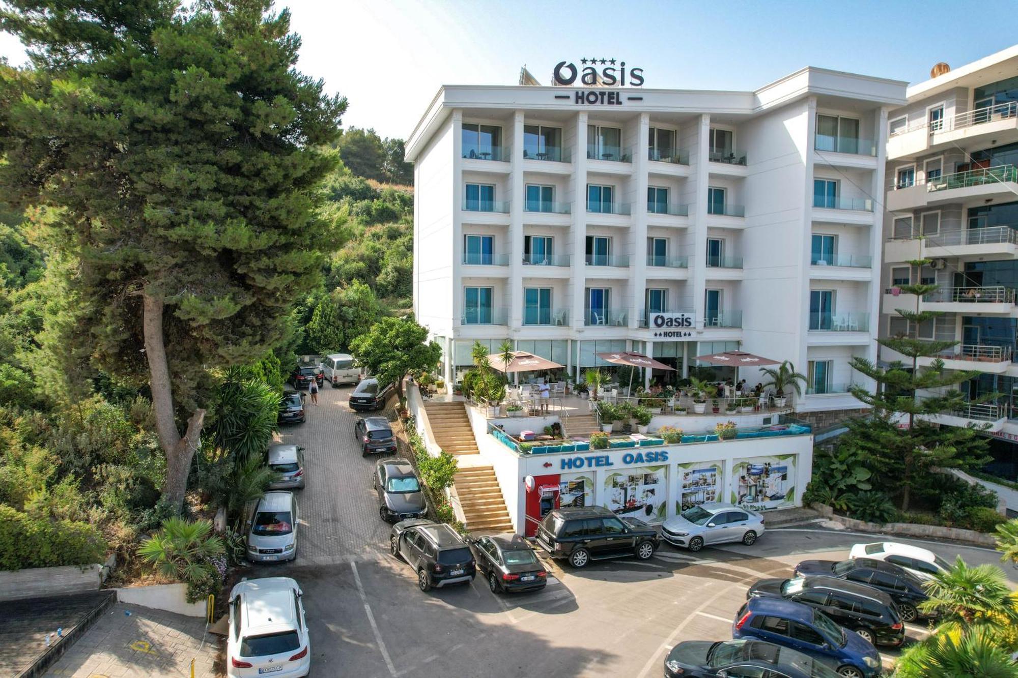 Hotel Oasis Sarandë Exterior foto